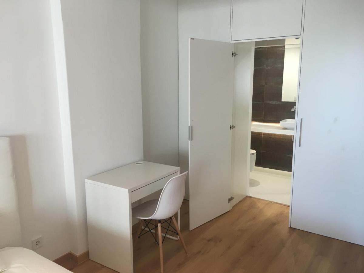 Bedrooms In Modern Guest House Almada Buitenkant foto