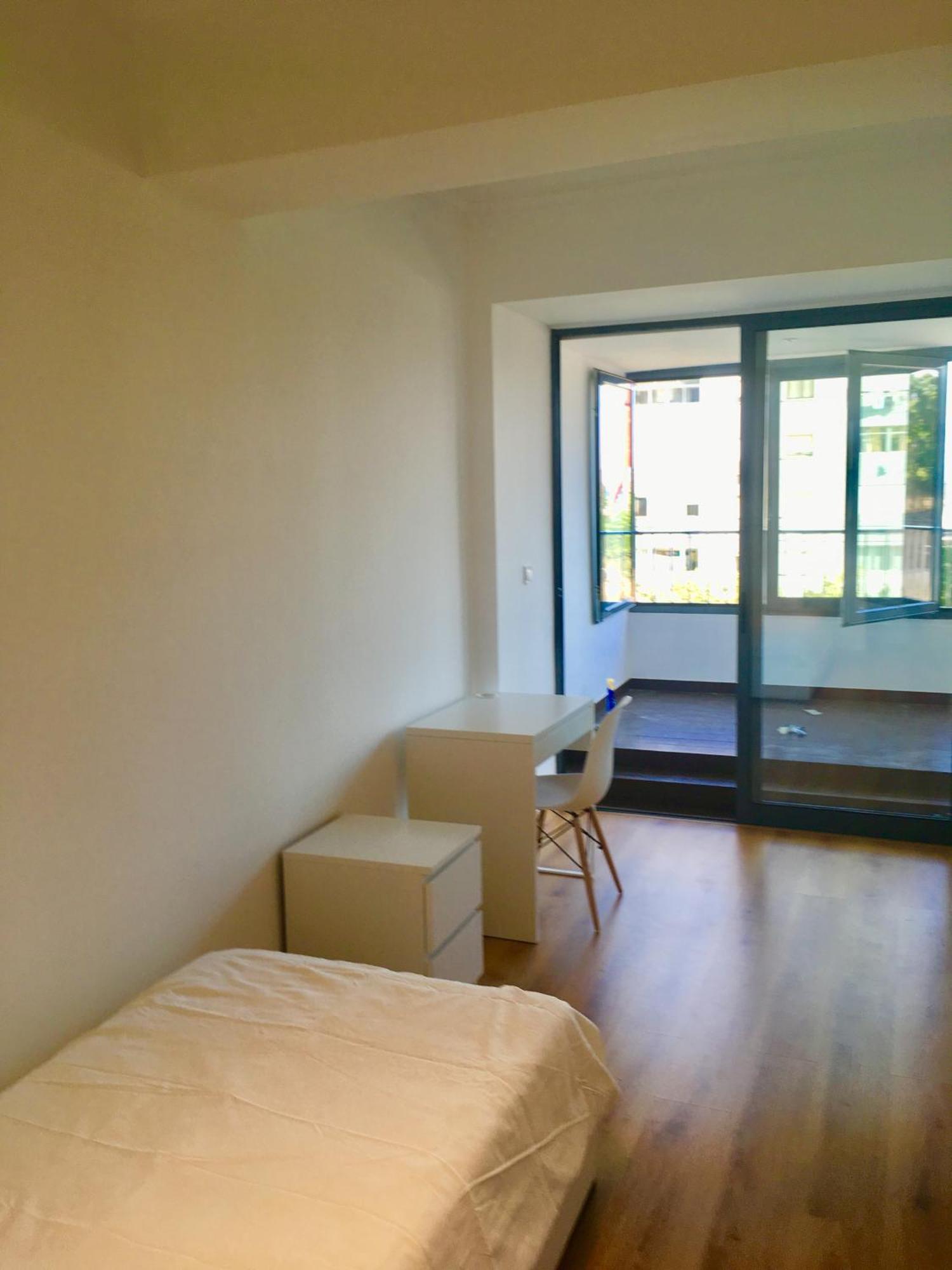 Bedrooms In Modern Guest House Almada Buitenkant foto